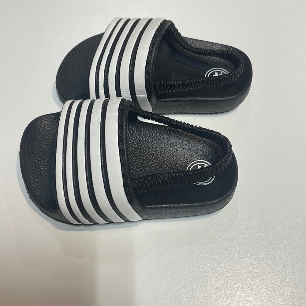 Toddler shoes. Size 3. New